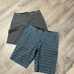 Volcom Men's Gray and Blue Striped Flat Front Shorts